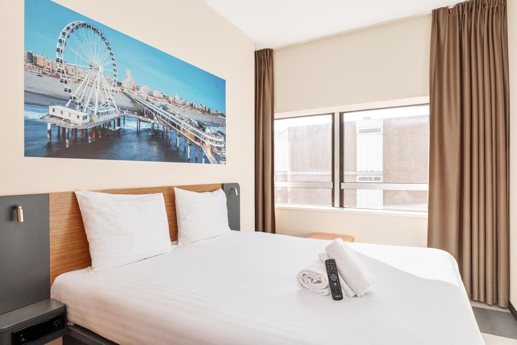 อีซีโฮเต็ล เดอะ เฮก เชเฟนิงเงน บีช Hotel กรุงเฮก ภายนอก รูปภาพ